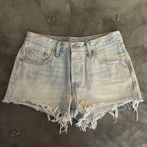 501 Levi Shorts